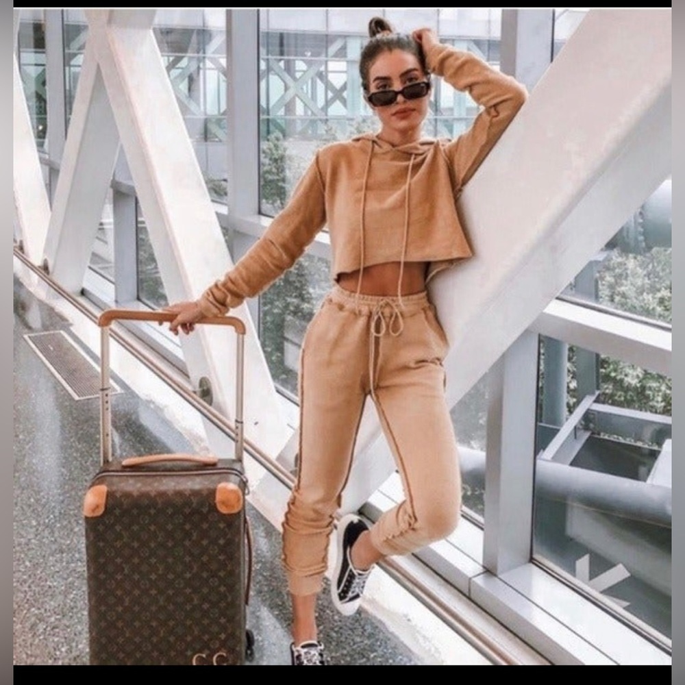 danielle guizio sweat set